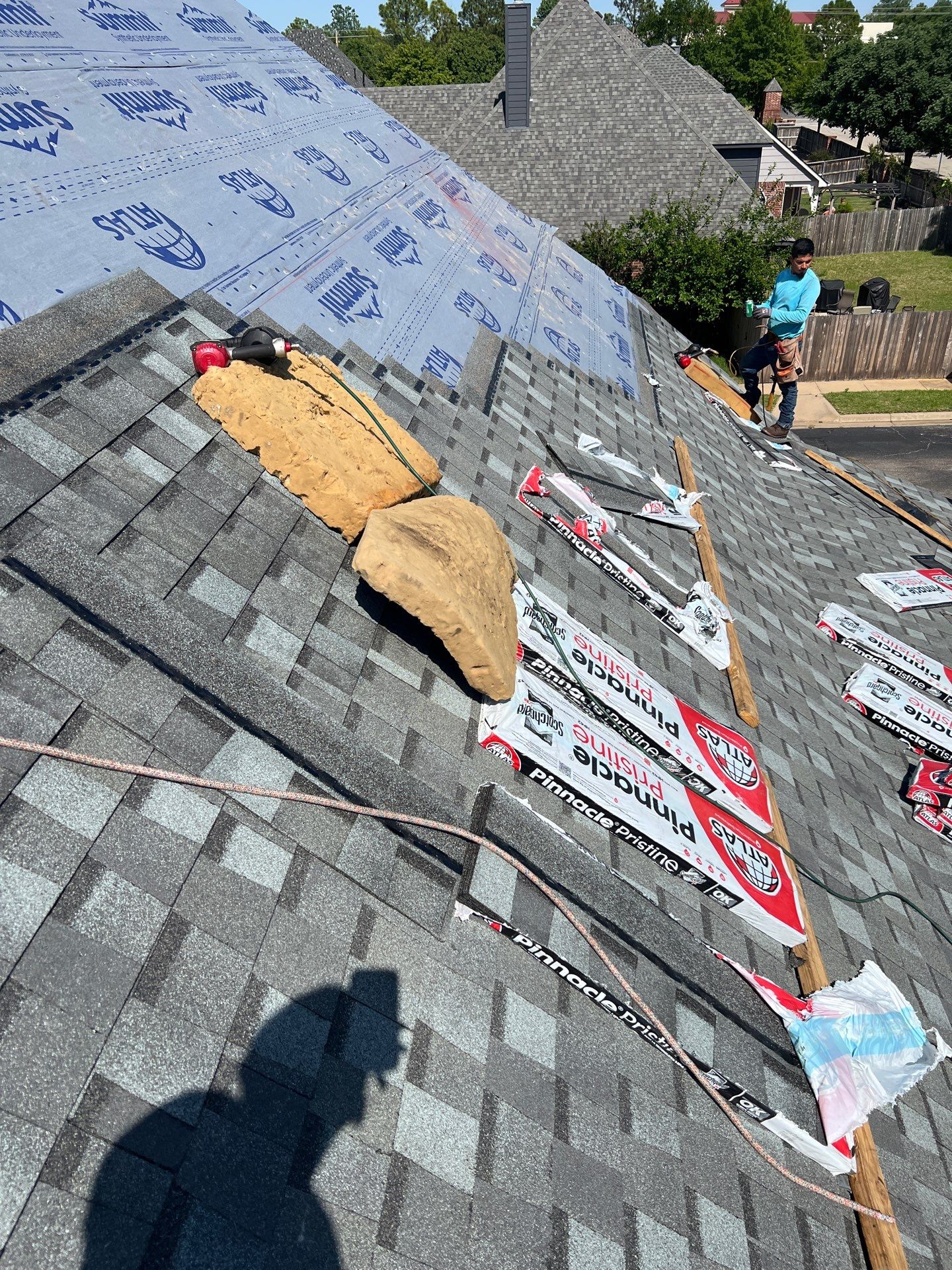 Coweta Pinnacle Pristine Shingles